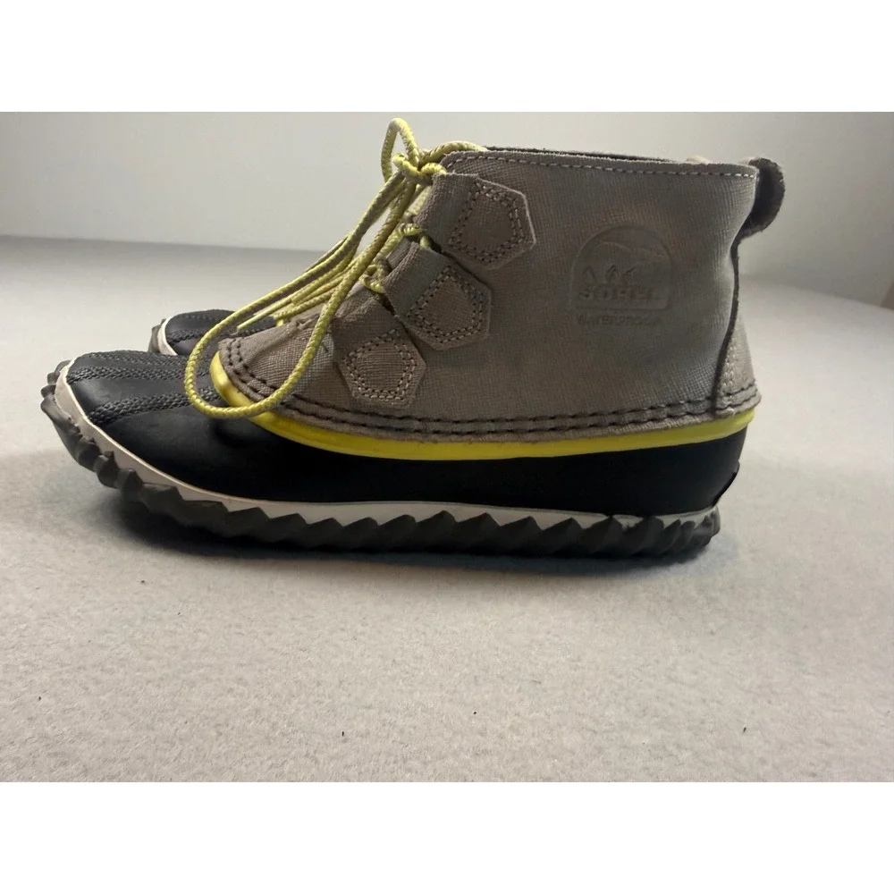 Sorel Out N About Rain Boots Grey Black Yellow Waterproof Canvas NL2339-081 5.5